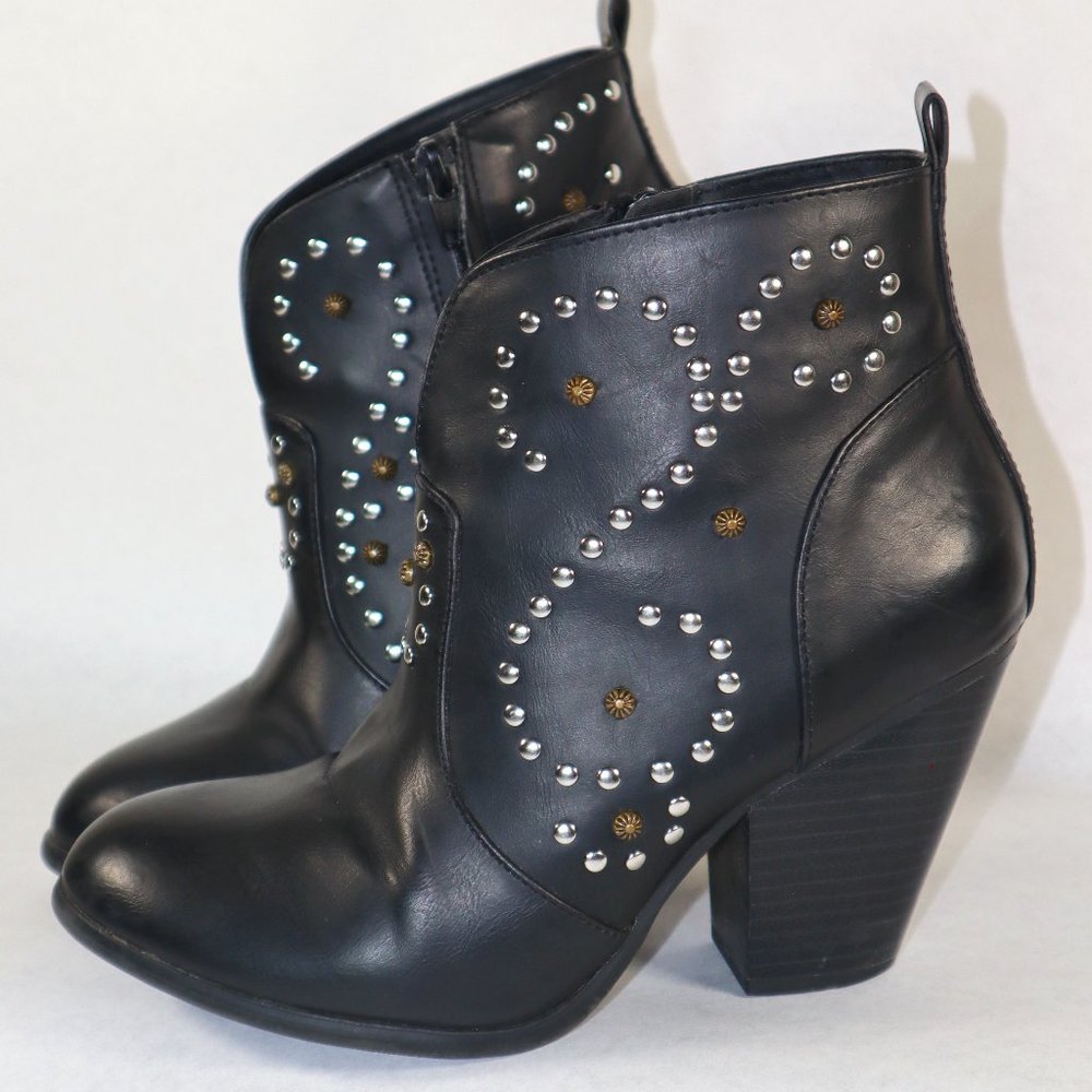 Mossimo Supply Co. Black Studded Ankle Boots - 8